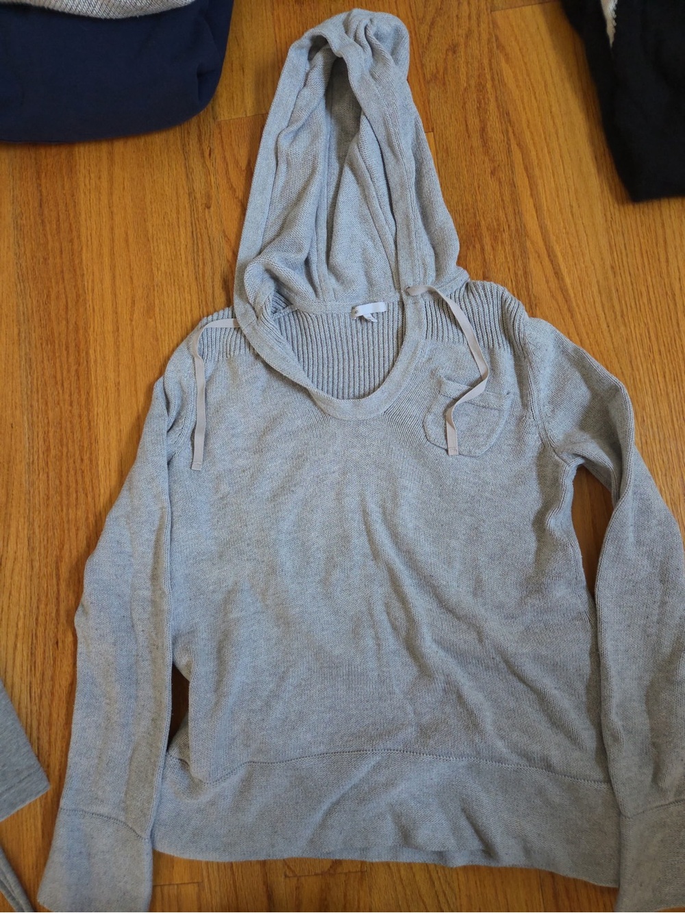 GAP Light Gray Hooded Knit Sweatshirt